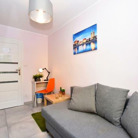 City Central Hostel Laciarska Wrocław Kültér fotó